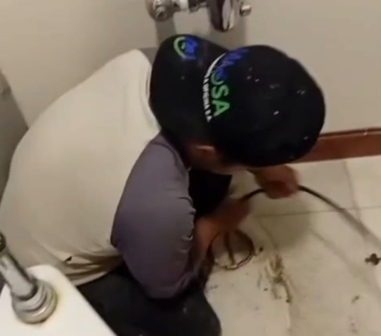 Destapes con máquina